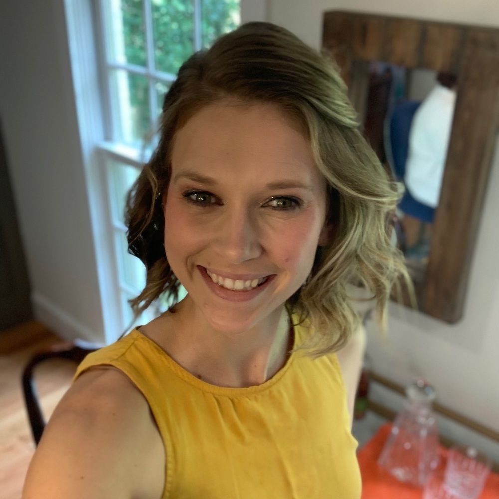 Meet your Posher, Eva